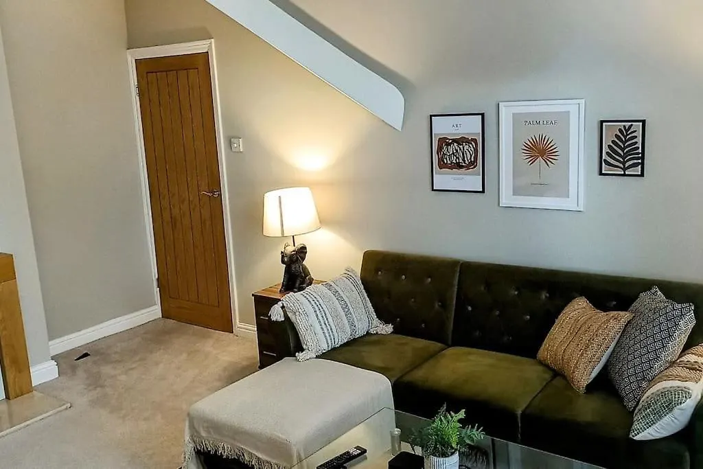 Homebird Property - Rutland Apartment Χαρογκέιτ